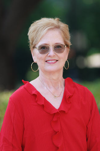 Terri Headshot